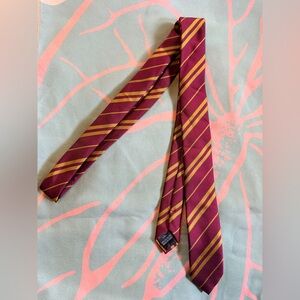 Harry Potter Gryffindor Tie